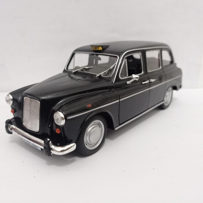 PROMO DIECAST MOBIL LONDON TAXI AUSTIN FX4 WELLY 1:24 MAINAN KOLEKSI MURAH TERMURAH