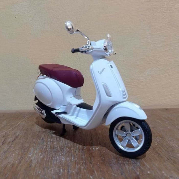 ✅New Diecast Motor Vespa Primavera 150 Miniatur Mainan Harga Murah Limited