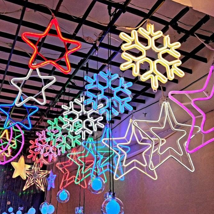 

Terlaris Lampu Gantung Led Snowflake Bintang Jumbo Lampu Dekor Outdoor Natal Limited Edition