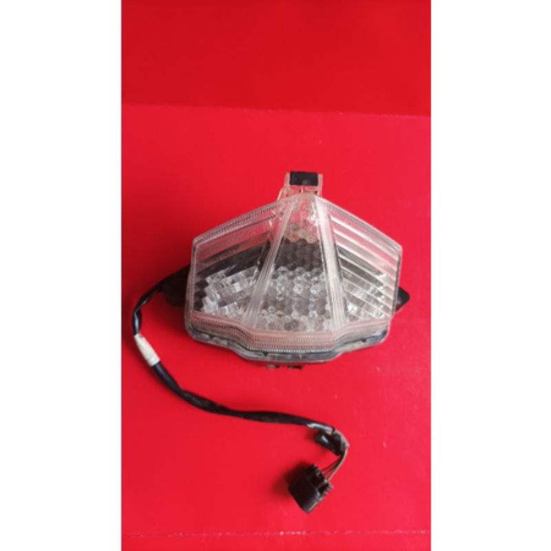 lampu stop belakang cbr 150 r original