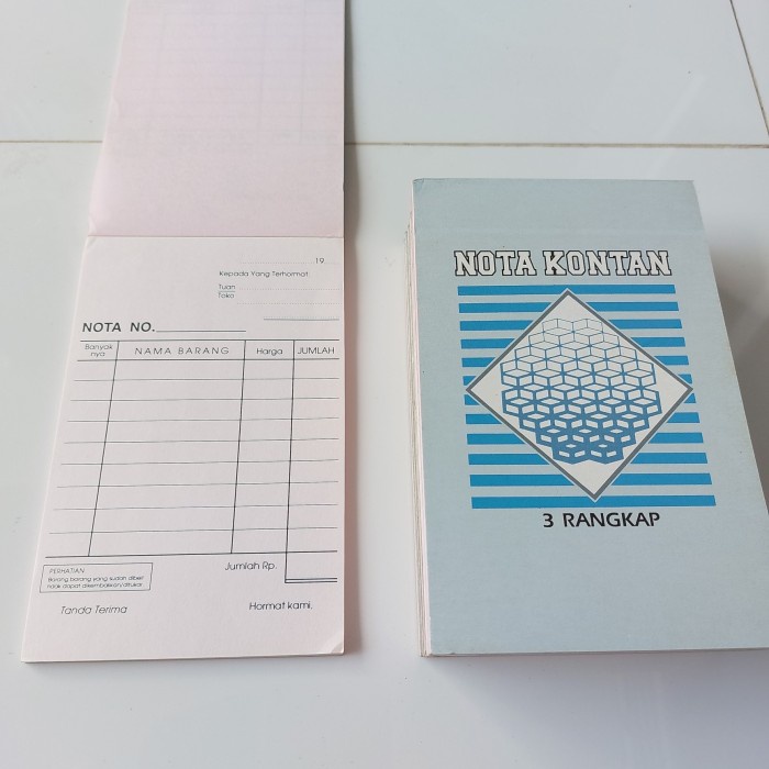 

Nota Kontan 3 Rangkap Bukan NCR 10x16cm 25 Rangkap Tahun 1990 10 Buku