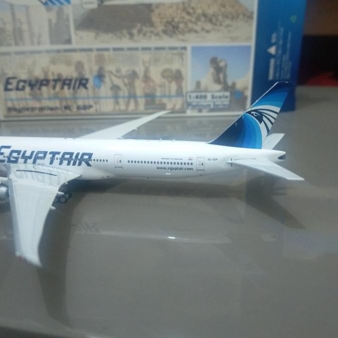 Egyptair B 777-300Er Su-Gdp Phoenix 1:400