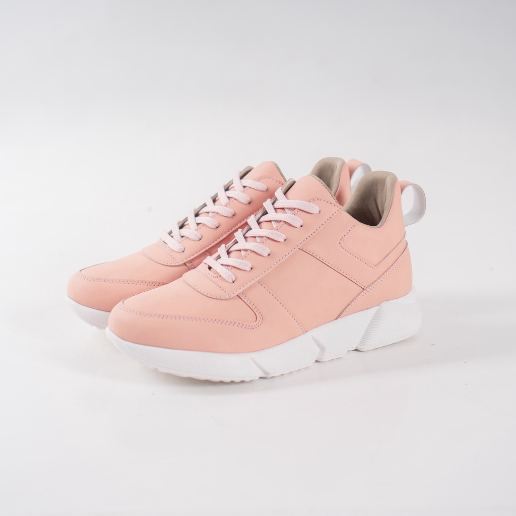 Sepatu Wanita Sneakers Korean Style Tinggi Kekinian Sepatu Olahraga Wanita Nyaman
