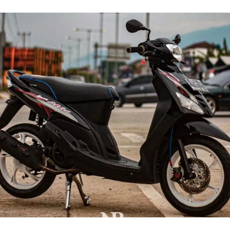Striping Lis sticker standar ORI yamaha mio sporty 2005 hitam stiker mio hitam 2005 striping mio 200