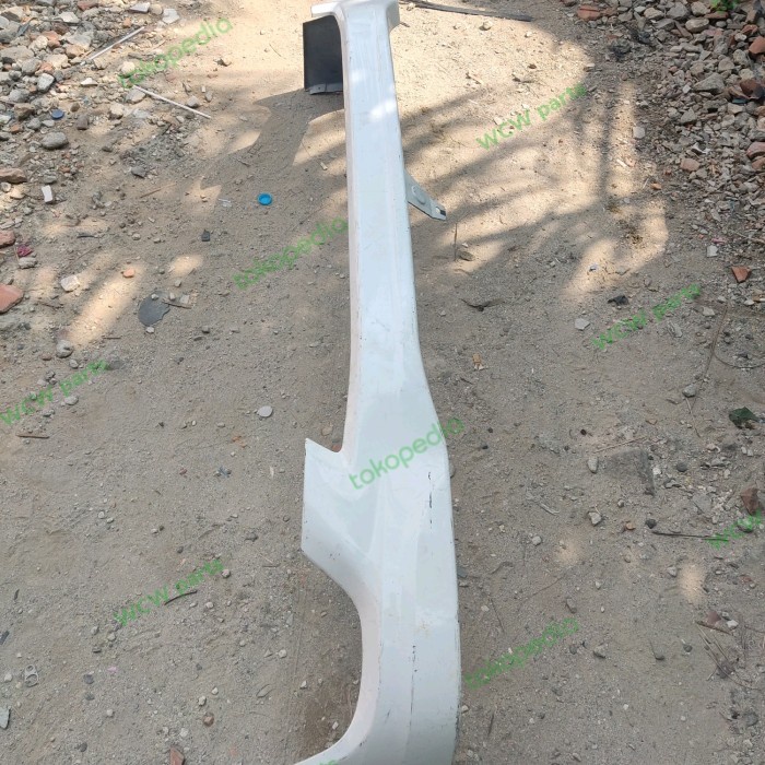 {BEKAS} bodykit innova 2012 depan original luxury Limited