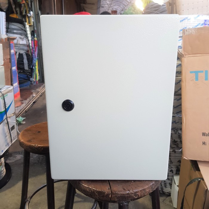 Tibox 400X300X200Mm / Box Panel 400X300X200 Mm Tibox / Box Panel Besi