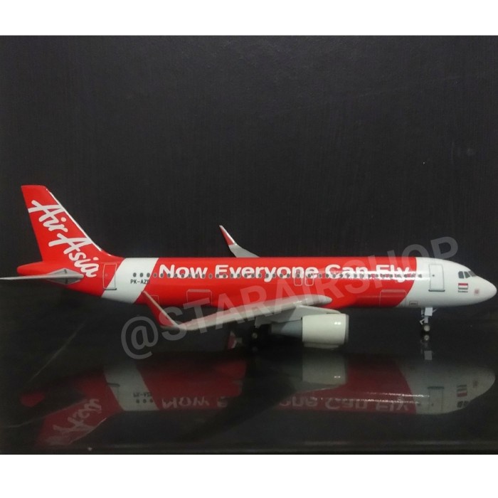 PROMO DIECAST PESAWAT TERBANG AIRASIA SKALA 1/150 TERBARU