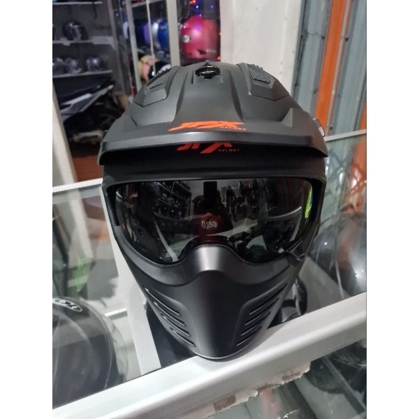 Helm JPX MX 726 R bekas pakai