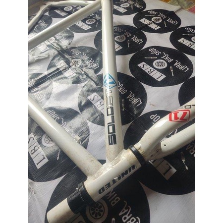 NOS FRAME FORK FIXIE UNITED SOLOIST 71 PUTIH