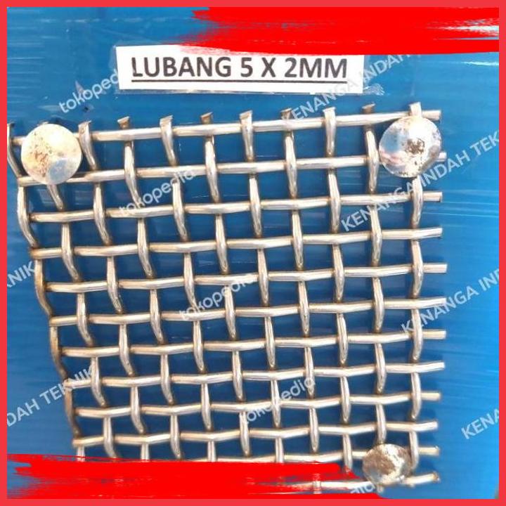 

(KENA) KAWAT WIREMESH STAINLESS SS304 5 X 2MM X 10METER ( ANYAMAN LURUS )