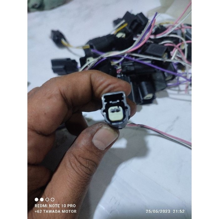 SOKET LAMPU FOGLAMP LED DEPAN FORTUNER VRZ 2021 terbaik