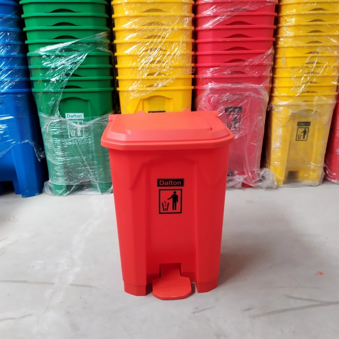 tempat sampah HDPE injak 50 liter dalton