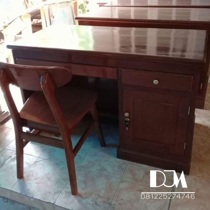 UJ 507 meja belajar minimalis dan kursi - kursi+meja