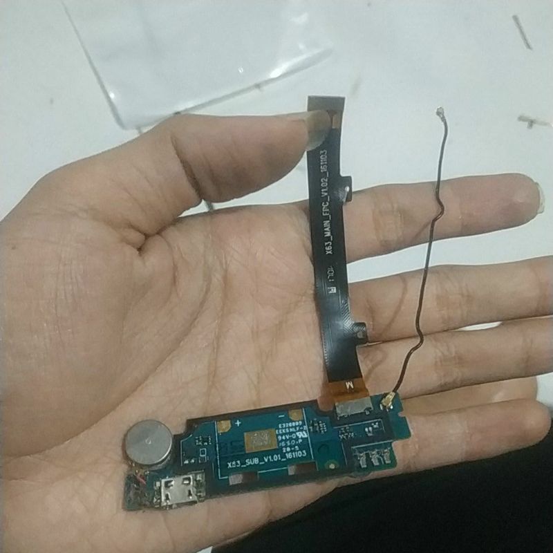 FLEKSIBLE BOARD CAS BEKAS ANDROMAX L