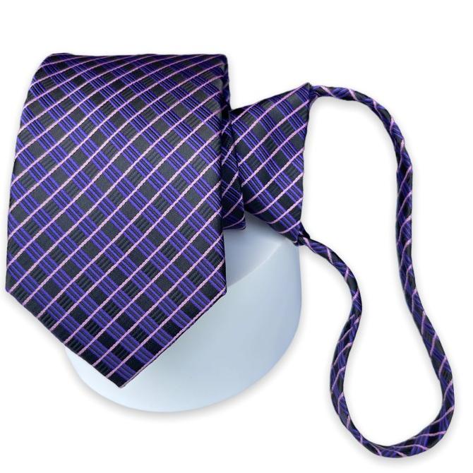 Dasi pria langsung pakai