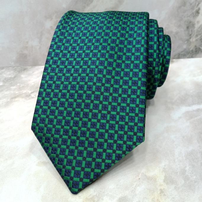 dasi hijau botol pria dasi hijau tua dasi pria motif mewah berkualitas