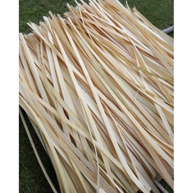 Iratan Bambu Tali Bawang, Bahan Anyaman