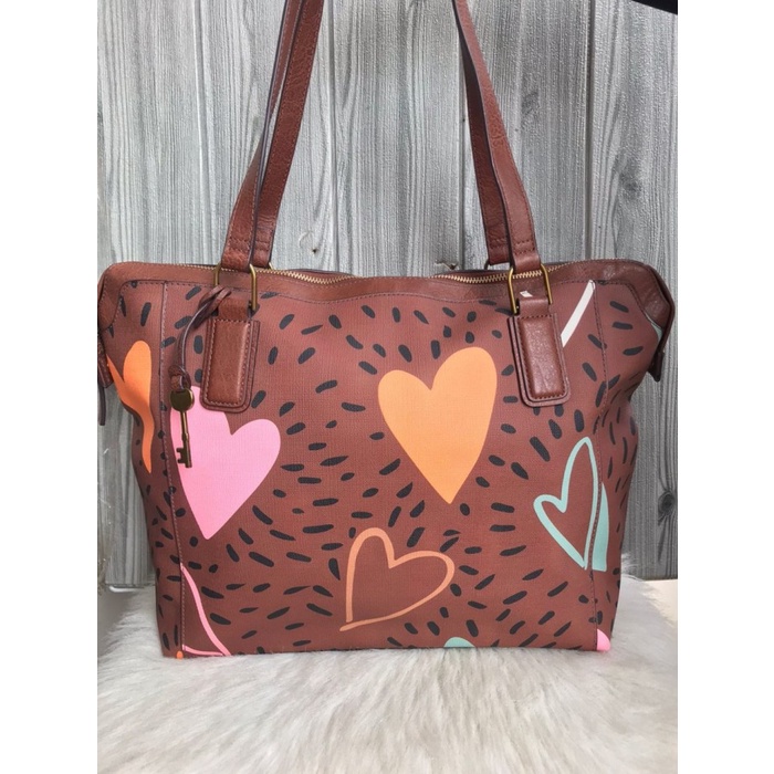 TAS BRANDED JACQUELINE TOTE BAG HEART BROWN