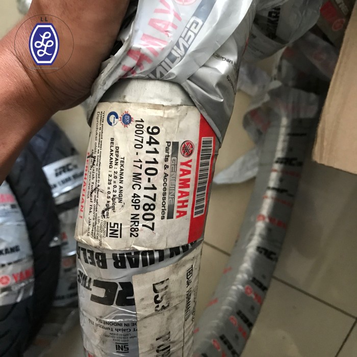 BAN LUAR IRC NR82 100/70-17 ORI YAMAHA PRODUKSI 2016 94110-17807