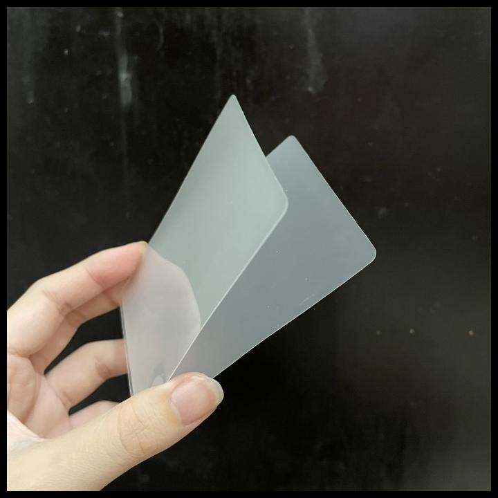 

TERMURAH LAMINATING UKURAN BPJS 6,2 X 9,4 CM PER PAK !!!!!!!
