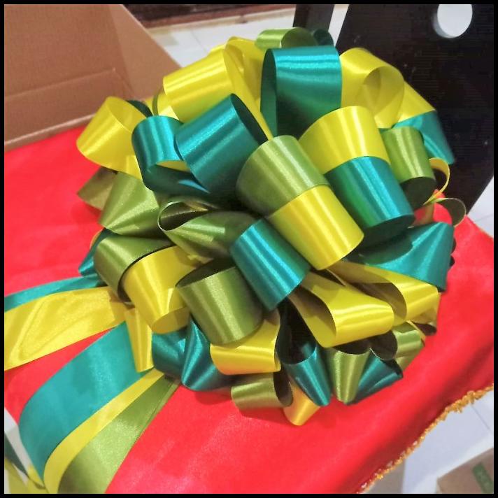 

DISKON PITA KADO JADI PARCEL BESAR CUSTOM 1 2 3 WARNA BAHAN KAIN SATIN PARSEL