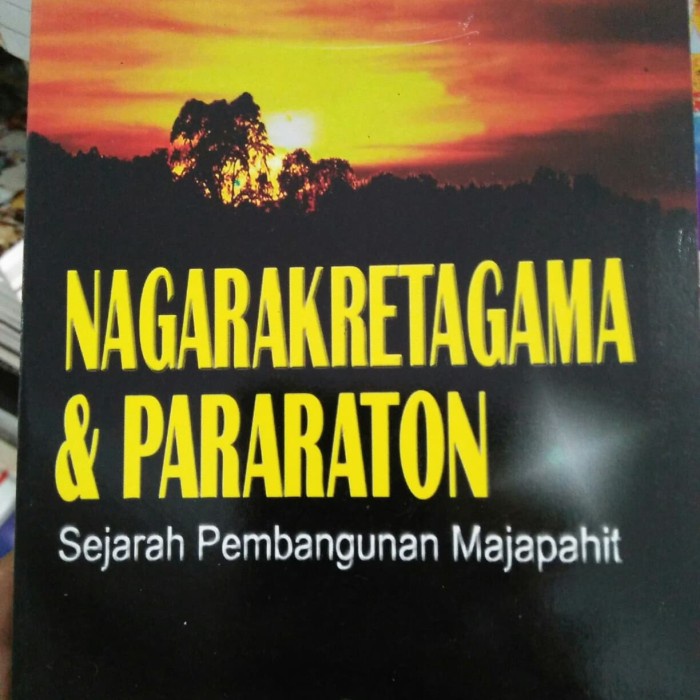 {{{{{{] Nagarakartagama dan pararaton