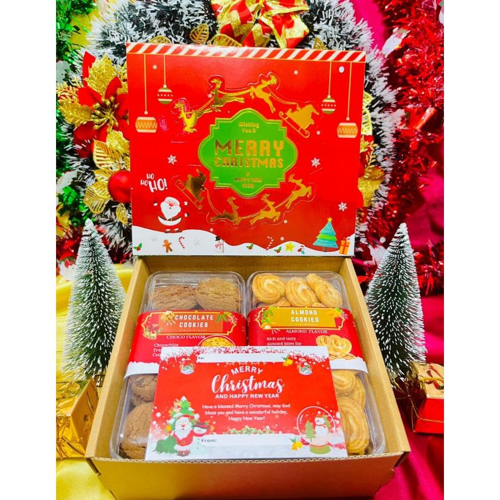 

Gratis Ongkir Ready Stock Parcel Hampers Natal Parcel Kado Natal Kualitas Premium Isi 2 Cookies Coklat & Almond Cookies / Bingkisan Hampers Natal / Free Kartu Ucapan Natal / Free Packing Bubblewrap Virall