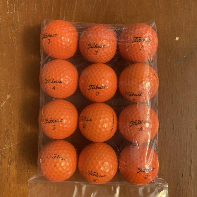 Bola Golf Titleist orange