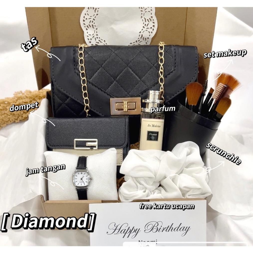 

Promo [DMPT] Kado Hampers Gift Box Hadiah Perempuan Wanita Cewek Cewe Hari Raya Birthday Ulang Tahun Wisuda Graduation Wedding Pernikahan Valentine Lebaran Idul Fitri Hari Ibu Guru Natal Christmas Tahun Baru New Year murah