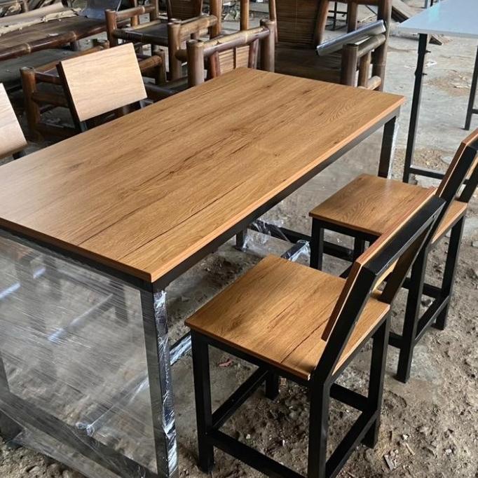 MEJA MAKAN 4 KURSI SANDARAN INDUSTRIAL CAFE MITAHOMBING55