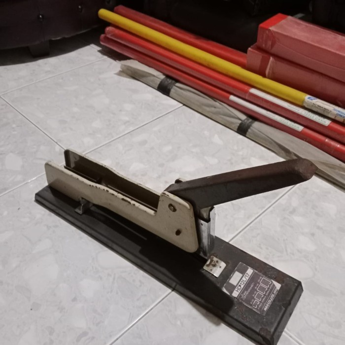 

Terbaru Stapler Max Heavy Duta Hd-12L/17-Staples Promo Terlaris