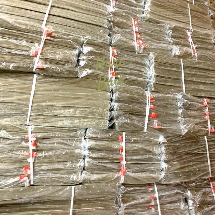 

Kertas bungkus nasi gajah merah lendy