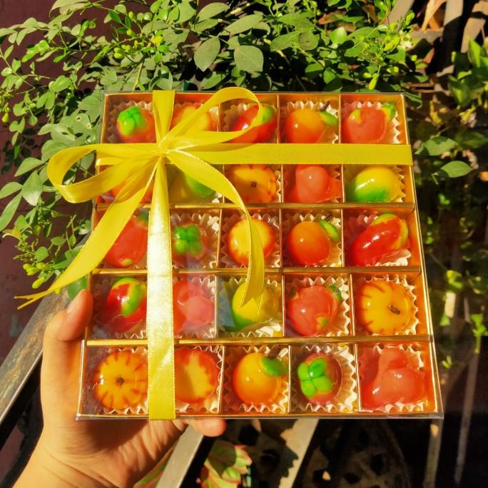 

{ Dragombol_Official } Kue Hampers Imlek , Kue Buah Mini Thailand, Lukchup, Drt, Imlek Berkualitas