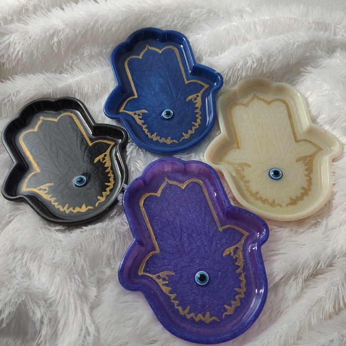 HAMSA HAND TRINKET DISH EPOXY RESIN
