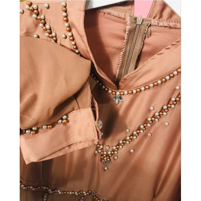 dress brukat