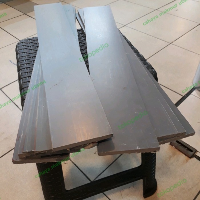 

pvc grey lembaran / abu abu 8mm x 50cm x 60cm