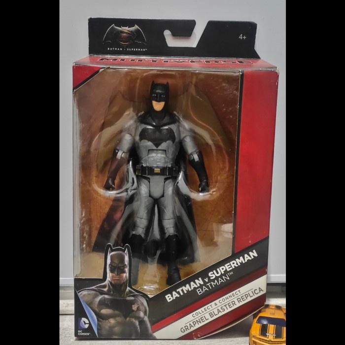 ✅Baru Dc Multiverse Batman Grapnel Blaster Replica Batman V Superman Mattel Berkualitas