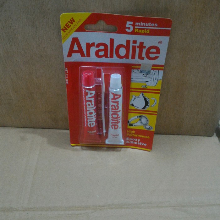 

Lem Araldite Merah 5 Menit Epoxy
