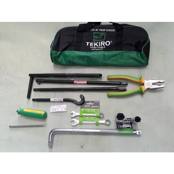 TOOL KIT KIJANG INNOVA / KUNCI BAN SEREP KIJANG INNOVA