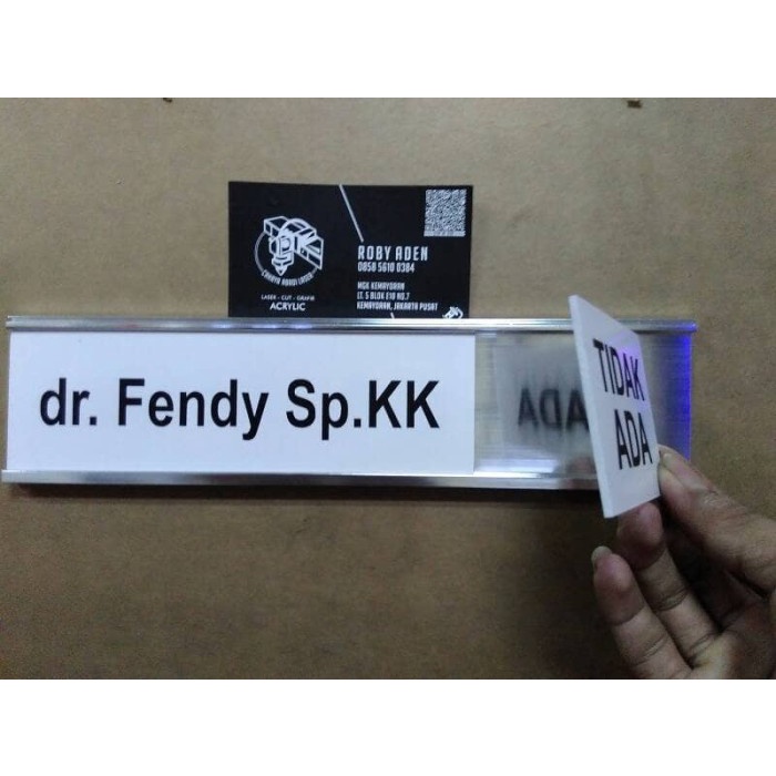 

Papan Nama Ruang model 2 Slide / Geser Acrylic & Alumunium