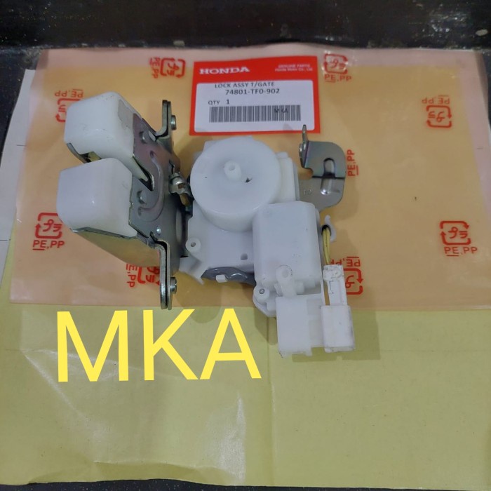 DOOR LOCK BAGASI HONDA JAZZ RS BRIO MOBILIO FREED P/N 74801-TFO-902 -j13