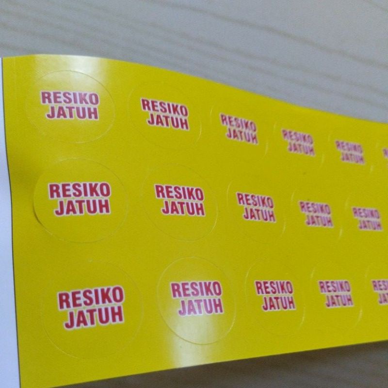 

stiker label resiko jatuh bulat