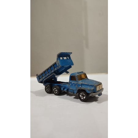 diecast minatur truck truk buaya, tomica vintage dump truck