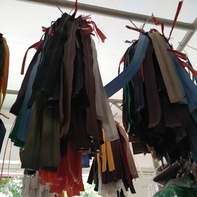 Resleting jaket Yee/zip