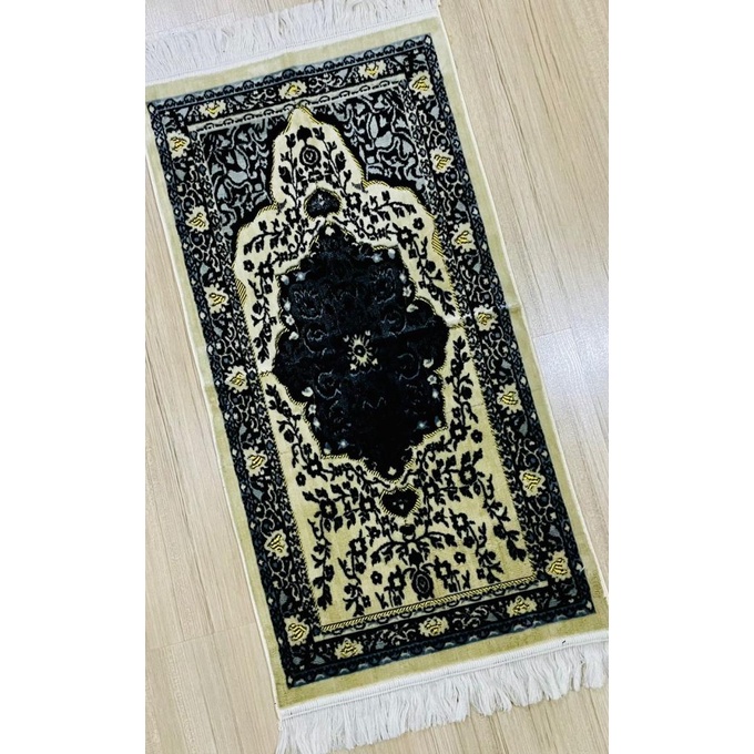 Sajadah Bulu Tebal Midi Turki Yakar SPIEGEL