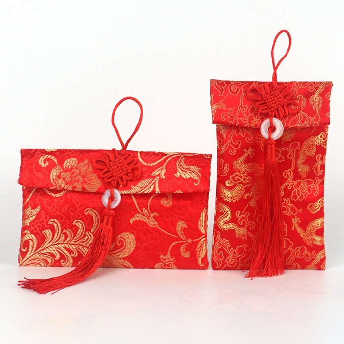 

New! Dompet Angpao Kain Angpao Kado Imlek Murah Ampao Kain Merah Murah - RANDOM MODEL Limited