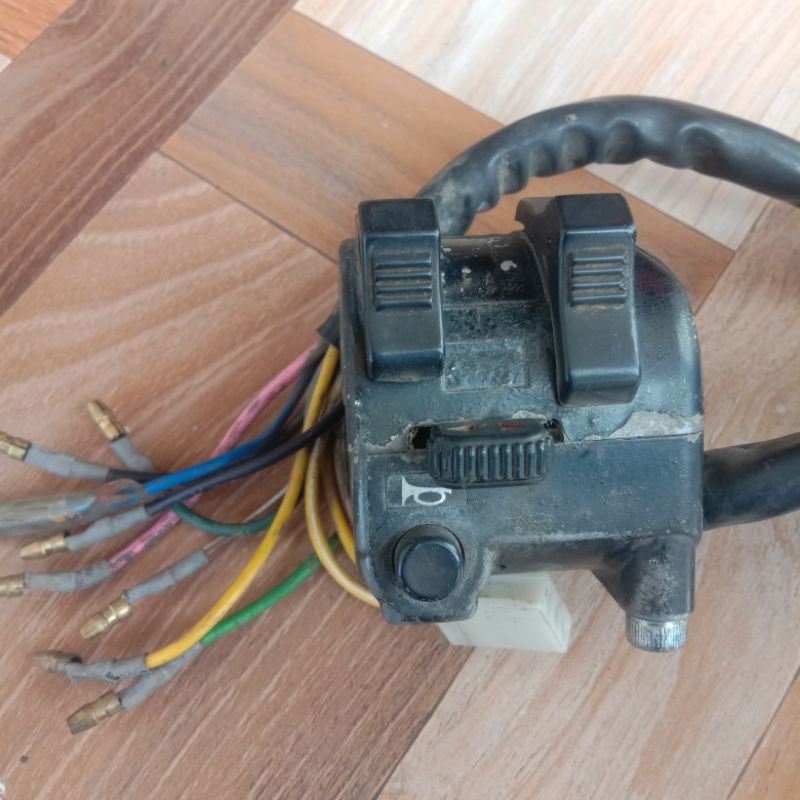 holder kiri Yamaha RX-King cobra kobra tua lama old yt 115 Rxs spesial special rzr saklar lampu sake