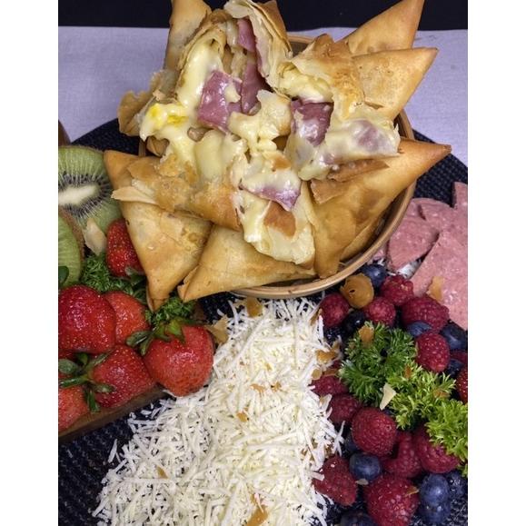 

Ready SAMBOZA SMOKEDBEEF BY ROTICOKLATKU.EXPRESS