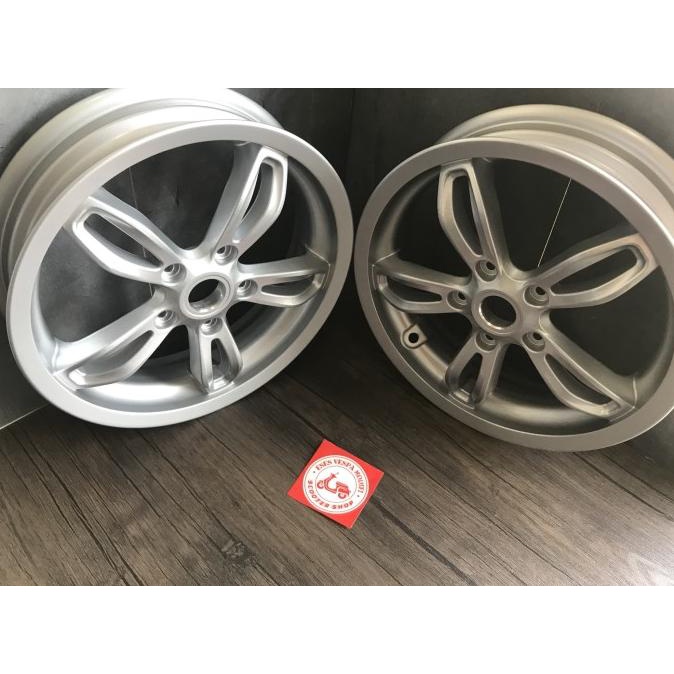 Velg Original Primavera Abs Ring 12 Bagian Depan Untuk Vespa