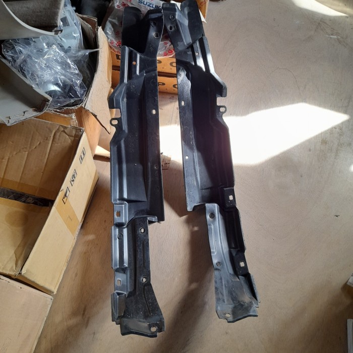 {Second} liner fender depan Toyota kijang kapsul bekas Berkualitas